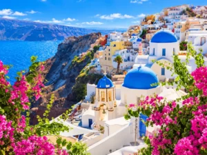 santorini-hy-lap-cam-nang-kham-pha-dao-xanh-trang-tuyet-dep